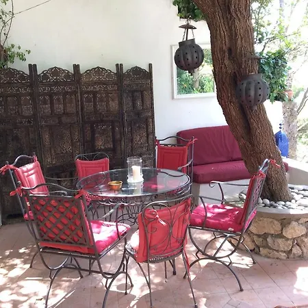 Sospisio C Vila Capri